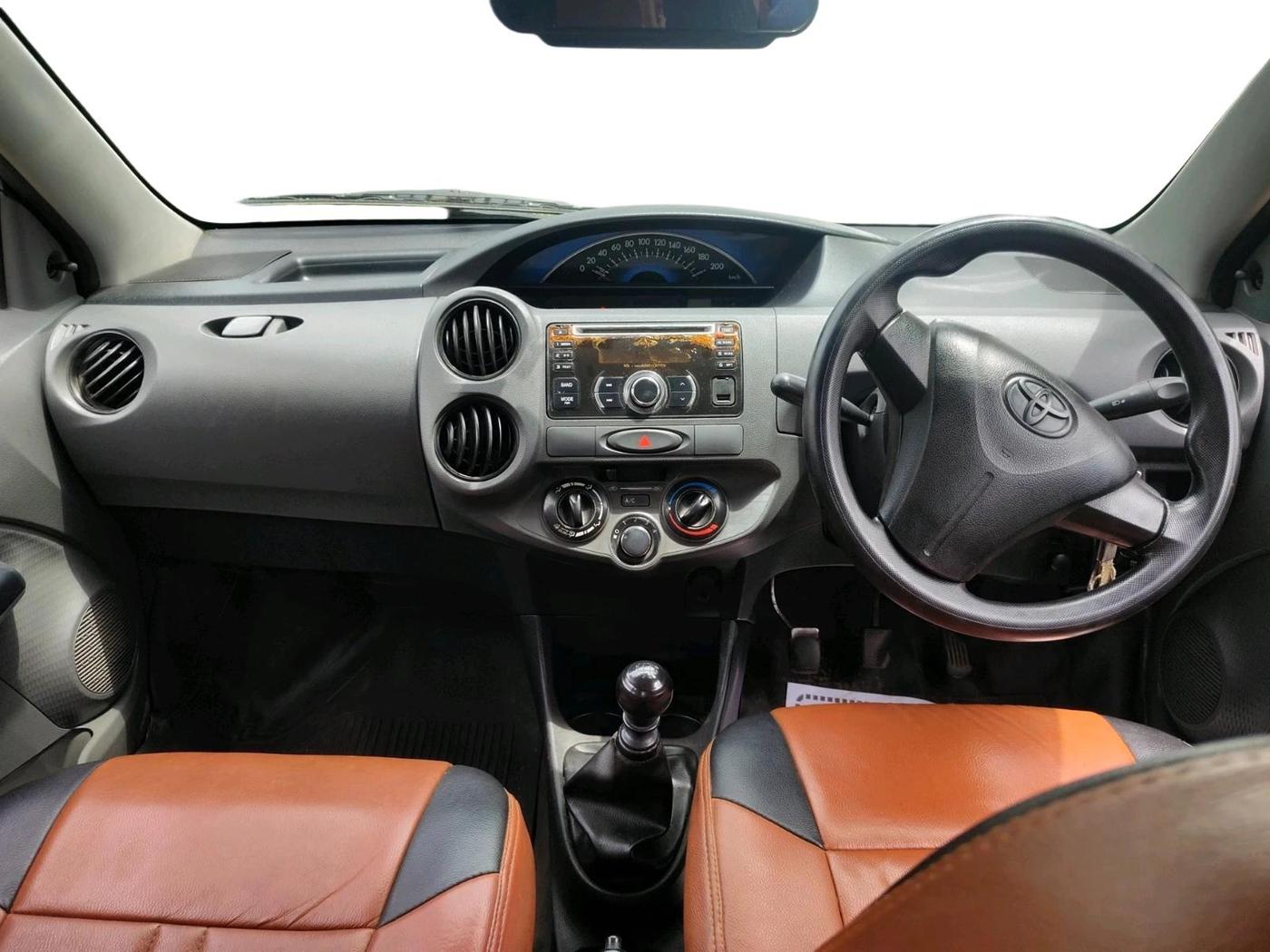 2013 Toyota Etios GD, Diesel, Manual, 2,76,816 km, interior