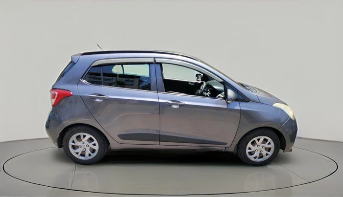 2017 Hyundai Grand i10 SPORTZ (O) 1.2 U2 CRDI, Diesel, Manual, 1,43,346 km, exterior