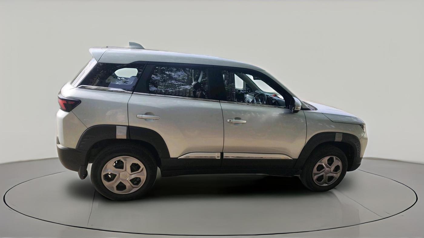 2024 Maruti BREZZA LXI S- CNG, CNG, Manual, 40,262 km, exterior
