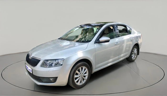 2015 Skoda Octavia 2.0 TDI CR STYLE PLUS AT, Diesel, Automatic, 2,27,000 km, exterior