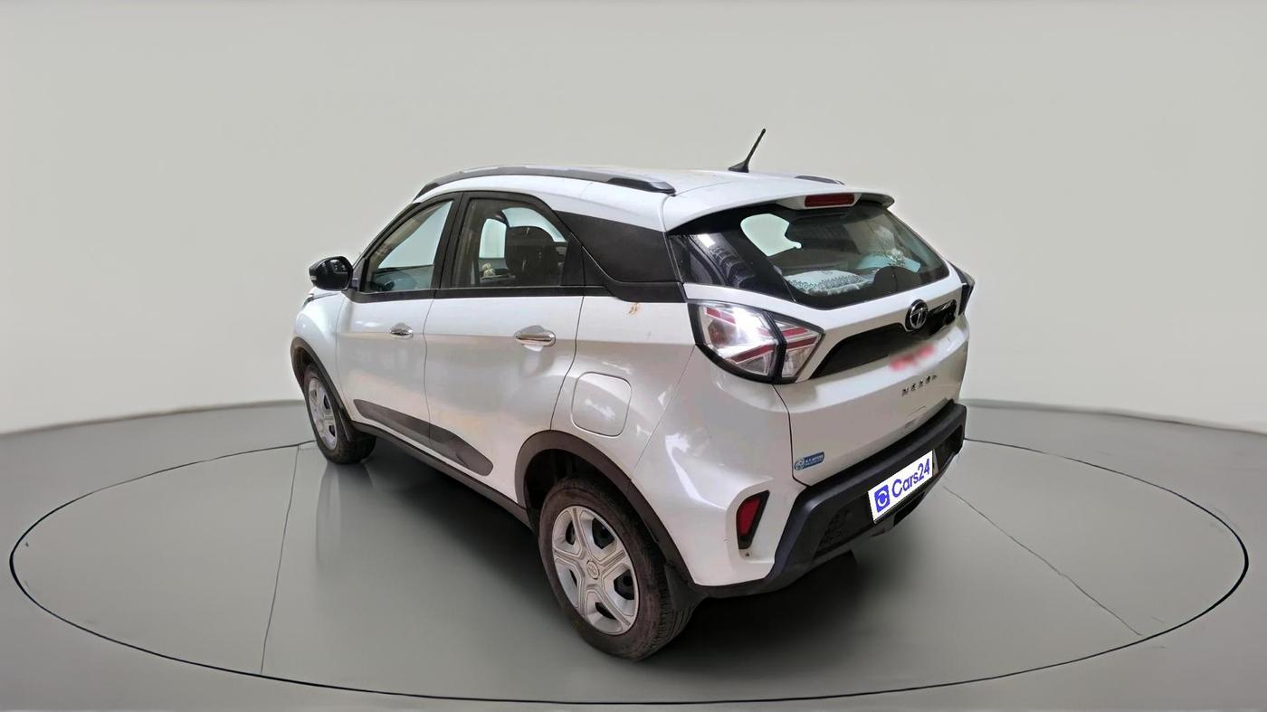 2022 Tata NEXON XM SUNROOF PETROL, Petrol, Manual, 76,121 km, exterior