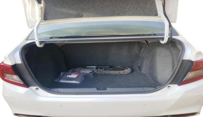 2024 Honda Amaze 1.2L I-VTEC VX, Petrol, Manual, 17,780 km, exterior