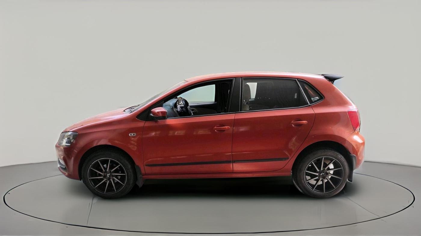 2014 Volkswagen Polo HIGHLINE1.5L, Diesel, Manual, 89,303 km, exterior
