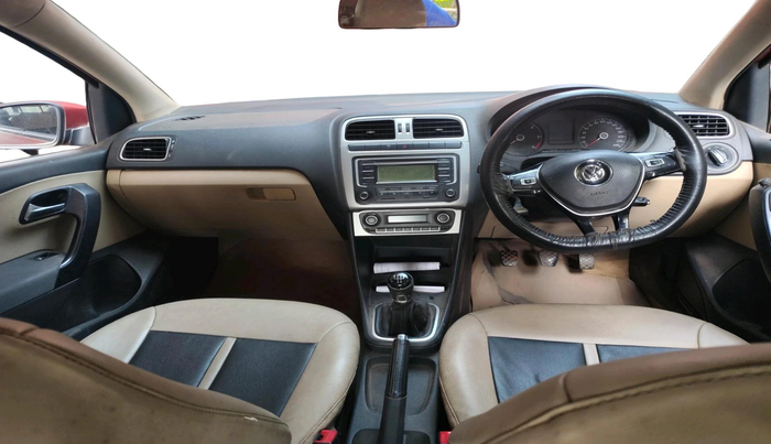 2014 Volkswagen Polo HIGHLINE1.5L, Diesel, Manual, 89,303 km, interior