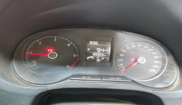 2014 Volkswagen Polo HIGHLINE1.5L, Diesel, Manual, 89,303 km, interior