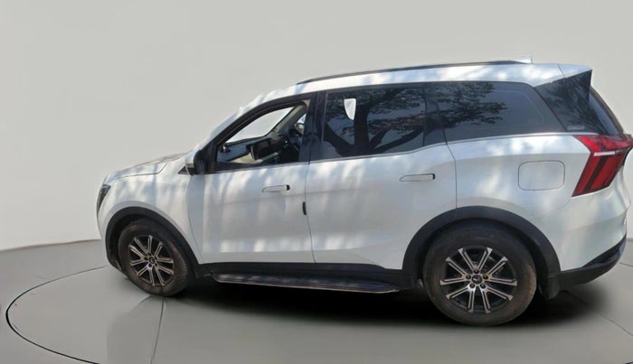 2023 Mahindra XUV700 AX 7 LUXURY D MT 7 STR, Diesel, Manual, 46,609 km, exterior