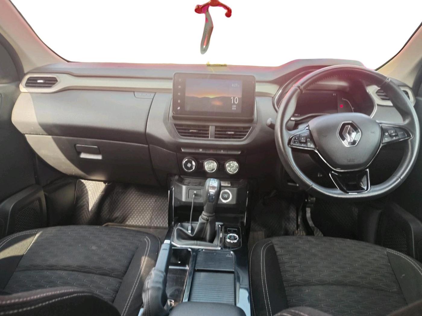 2021 Renault Kiger RXZ AMT, Petrol, Automatic, 27,807 km, interior