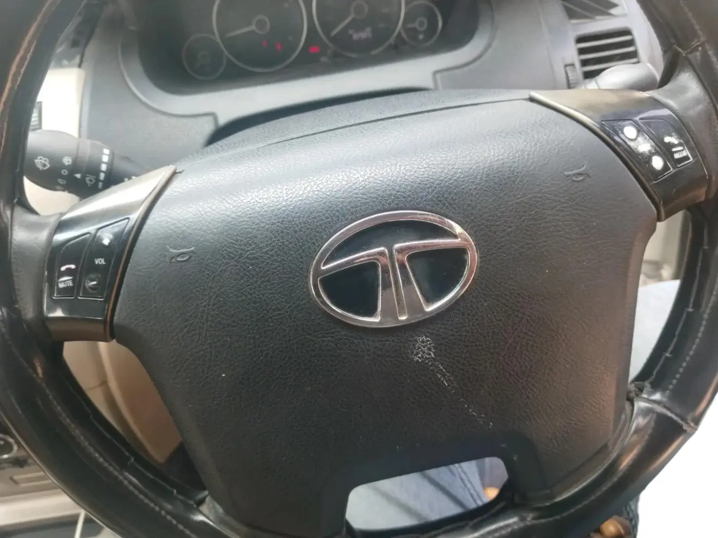 2013 Tata Manza AQUA QUADRAJET, Diesel, Manual, 82,986 km, interior