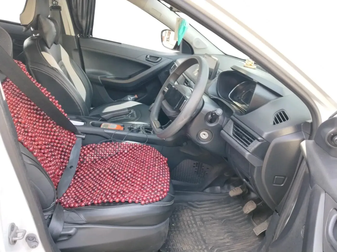 2023 Tata NEXON SMART+ 1.2 PETROL, Petrol, Manual, 44,480 km, interior