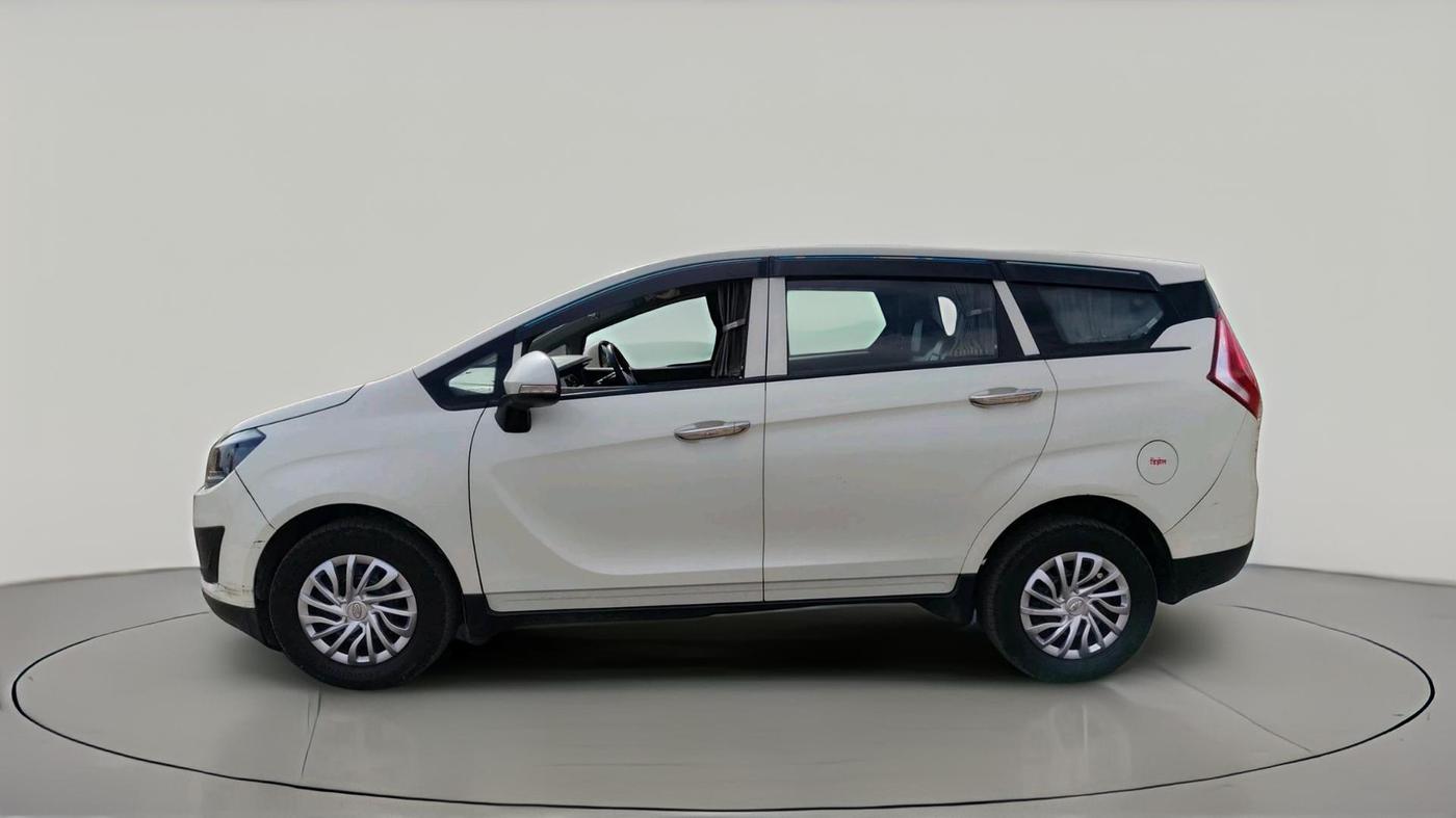 2018 Mahindra MARAZZO M4 8 STR, Diesel, Manual, 77,963 km, exterior