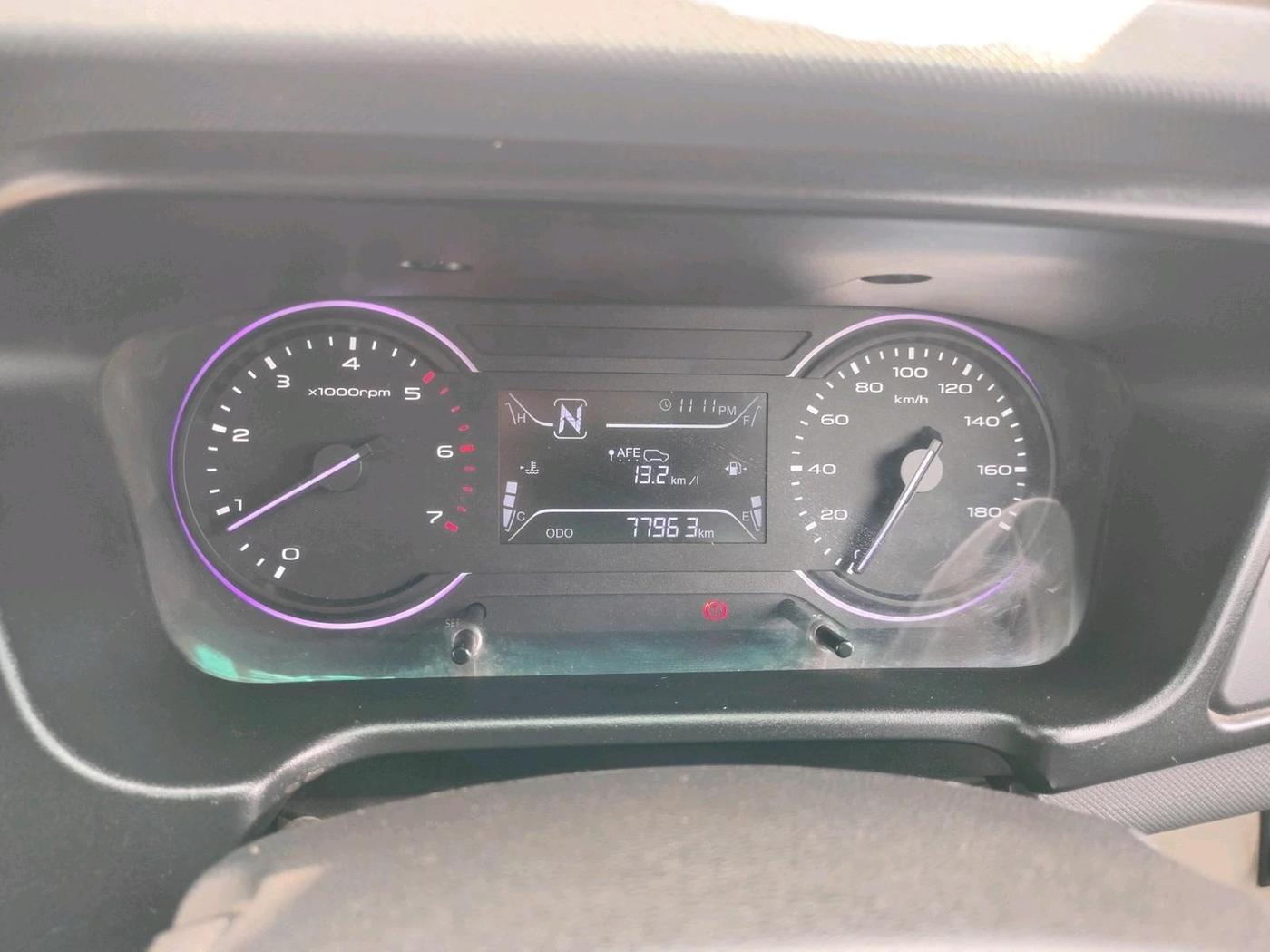 2018 Mahindra MARAZZO M4 8 STR, Diesel, Manual, 77,963 km, interior