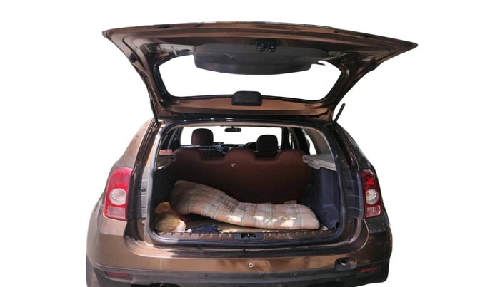 2014 Renault Duster 85 PS RXL DIESEL, Diesel, Manual, 1,72,849 km, exterior