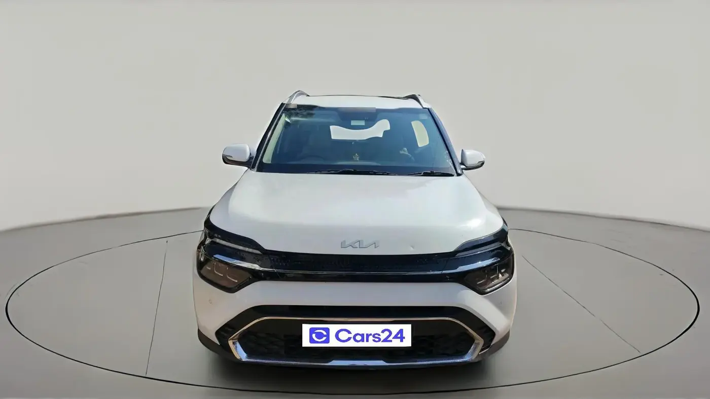 2022 KIA CARENS LUXURY PLUS 1.5 DIESEL 7 STR, Diesel, Manual, 1,27,712 km, exterior