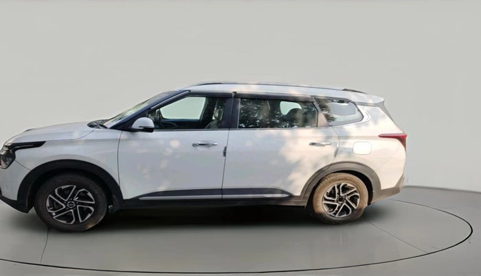 2022 KIA CARENS LUXURY PLUS 1.5 DIESEL 7 STR, Diesel, Manual, 1,27,712 km, exterior