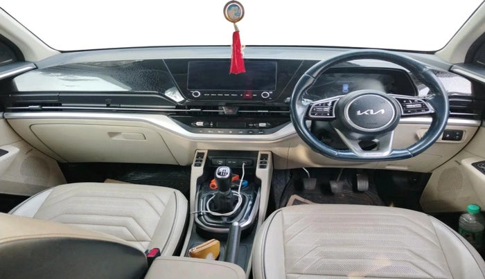 2022 KIA CARENS LUXURY PLUS 1.5 DIESEL 7 STR, Diesel, Manual, 1,27,712 km, interior