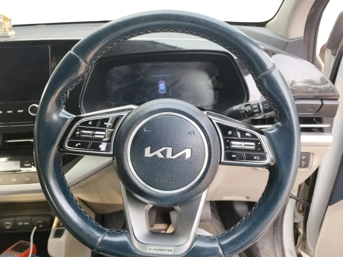 2022 KIA CARENS LUXURY PLUS 1.5 DIESEL 7 STR, Diesel, Manual, 1,27,712 km, interior