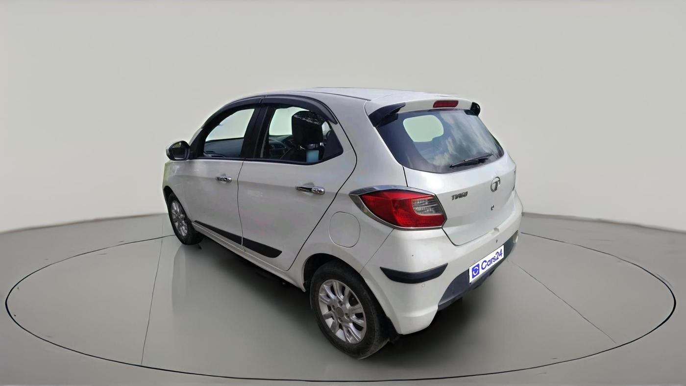 2017 Tata Tiago XZ PETROL, Petrol, Manual, 42,781 km, exterior