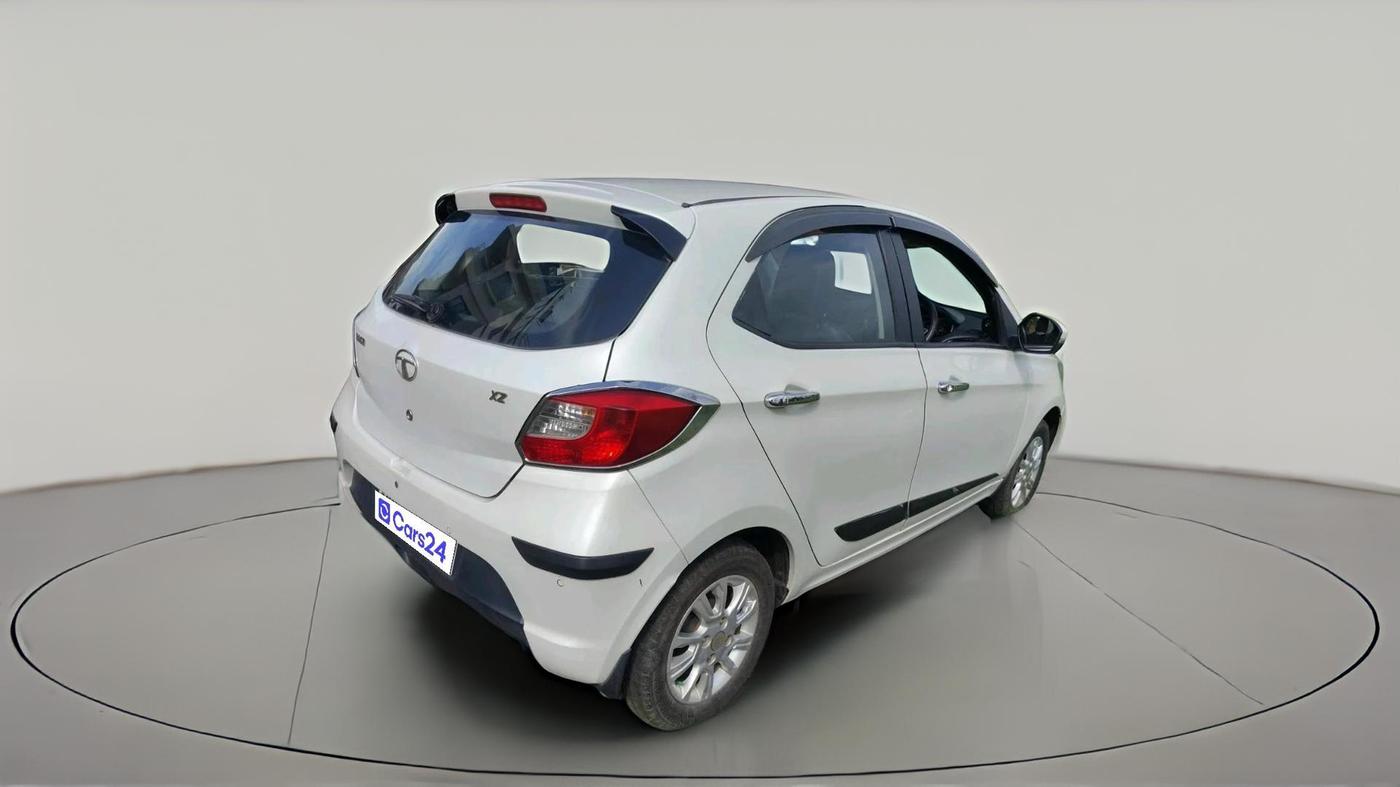 2017 Tata Tiago XZ PETROL, Petrol, Manual, 42,781 km, exterior