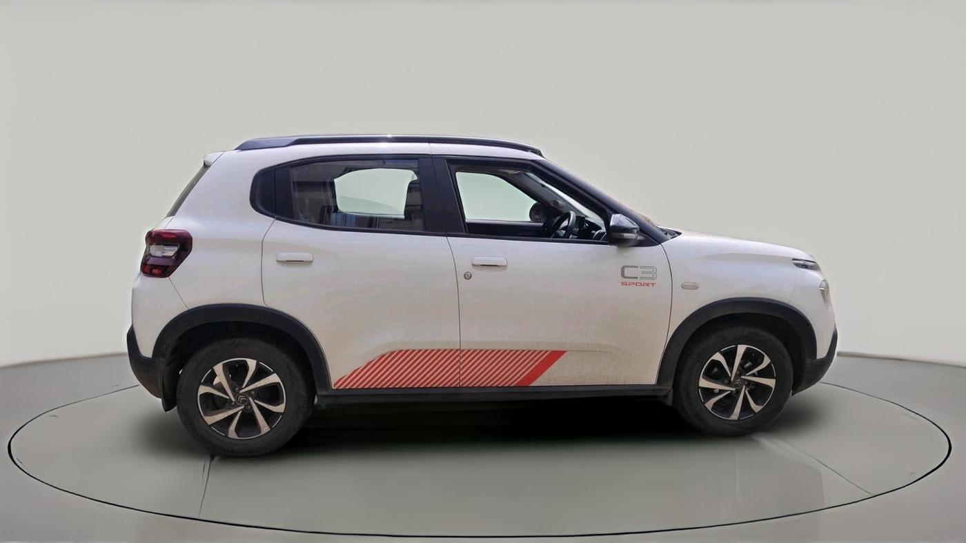 2024 CITROEN C3 SHINE 1.2, Petrol, Manual, 7,803 km, exterior