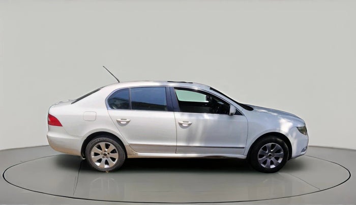 2009 Skoda Superb ELEGANCE 2.0 TDI CR AT, Diesel, Automatic, 1,55,459 km, exterior