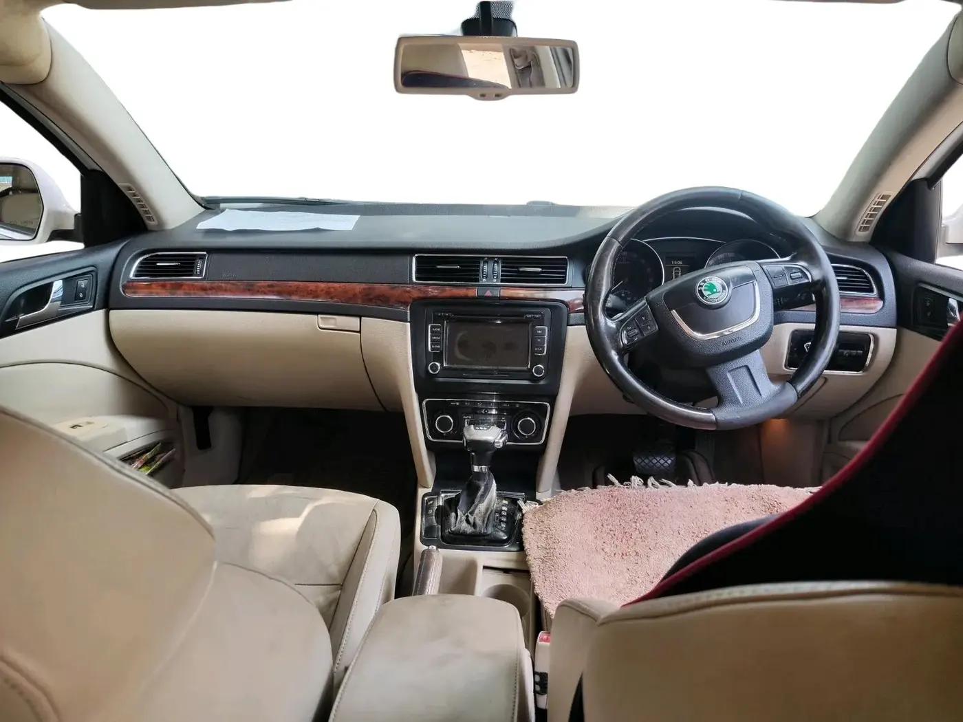2009 Skoda Superb ELEGANCE 2.0 TDI CR AT, Diesel, Automatic, 1,55,459 km, interior
