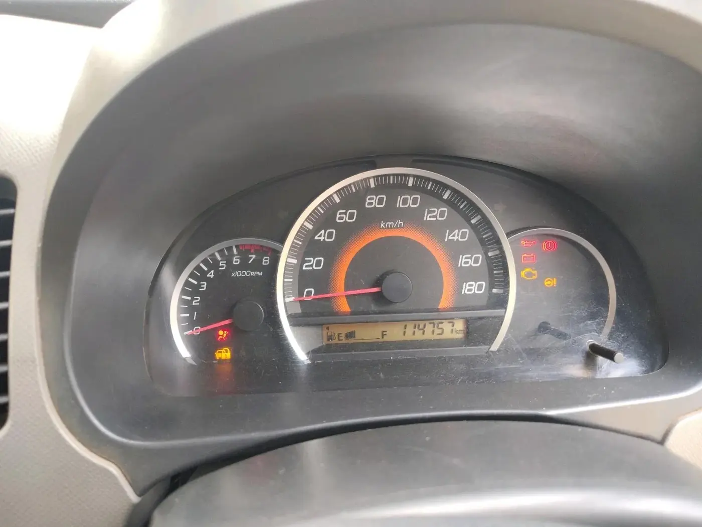 2011 Maruti Wagon R 1.0 VXI, Petrol, Manual, 1,14,757 km, interior