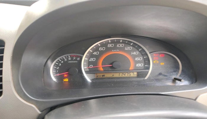 2011 Maruti Wagon R 1.0 VXI, Petrol, Manual, 1,14,757 km, interior