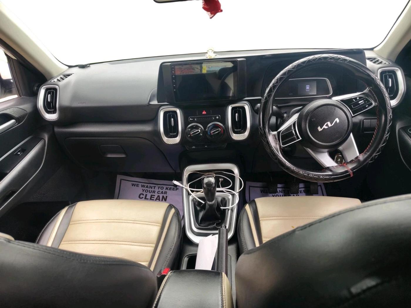 2021 KIA SONET HTE 1.5, Diesel, Manual, 1,40,992 km, interior