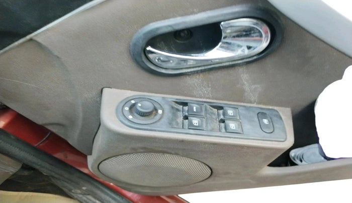 2017 Renault Duster 110 PS RXZ 4X2 AMT DIESEL, Diesel, Automatic, 94,869 km, interior