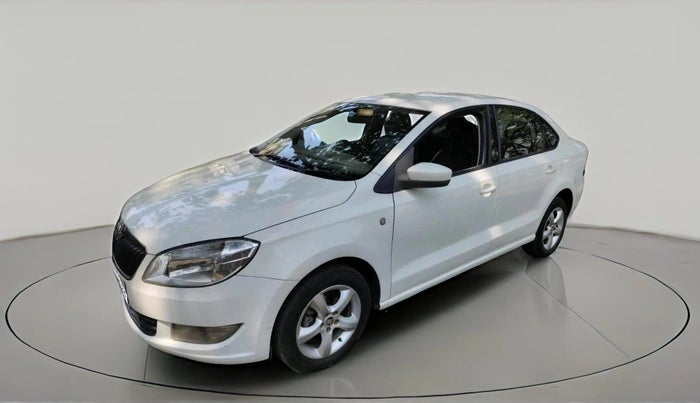 2015 Skoda Rapid AMBITION 1.5 TDI, Diesel, Manual, 1,67,211 km, exterior