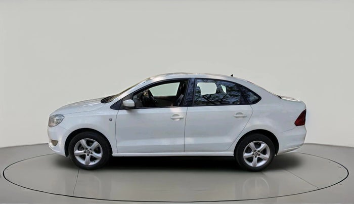 2015 Skoda Rapid AMBITION 1.5 TDI, Diesel, Manual, 1,67,211 km, exterior