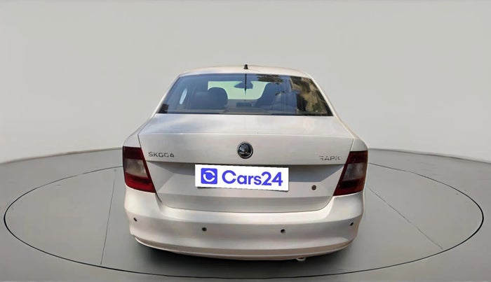 2015 Skoda Rapid AMBITION 1.5 TDI, Diesel, Manual, 1,67,211 km, exterior