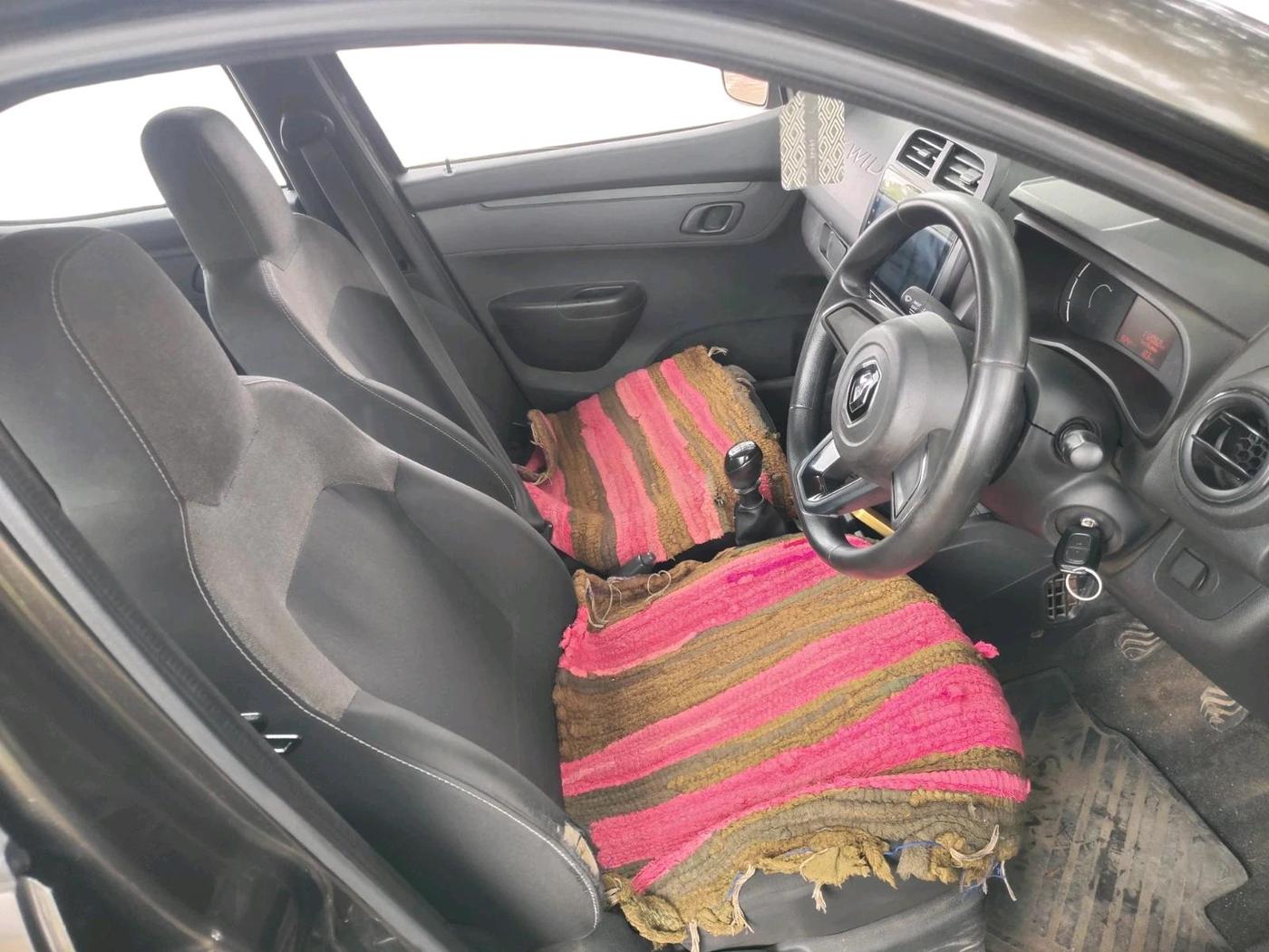 2021 Renault Kwid RXL, Petrol, Manual, 1,12,062 km, interior