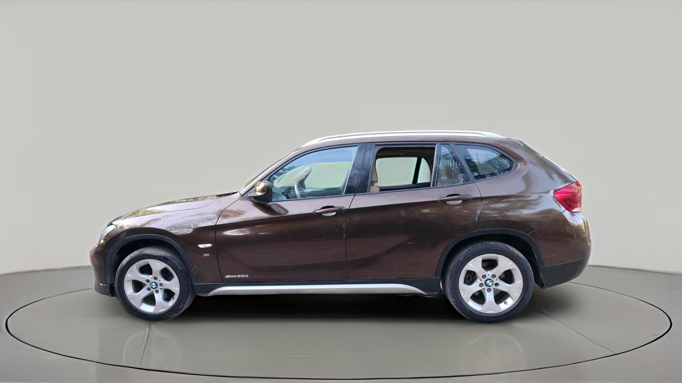 2011 BMW X1 sDrive20d, Diesel, Automatic, 1,65,814 km, exterior