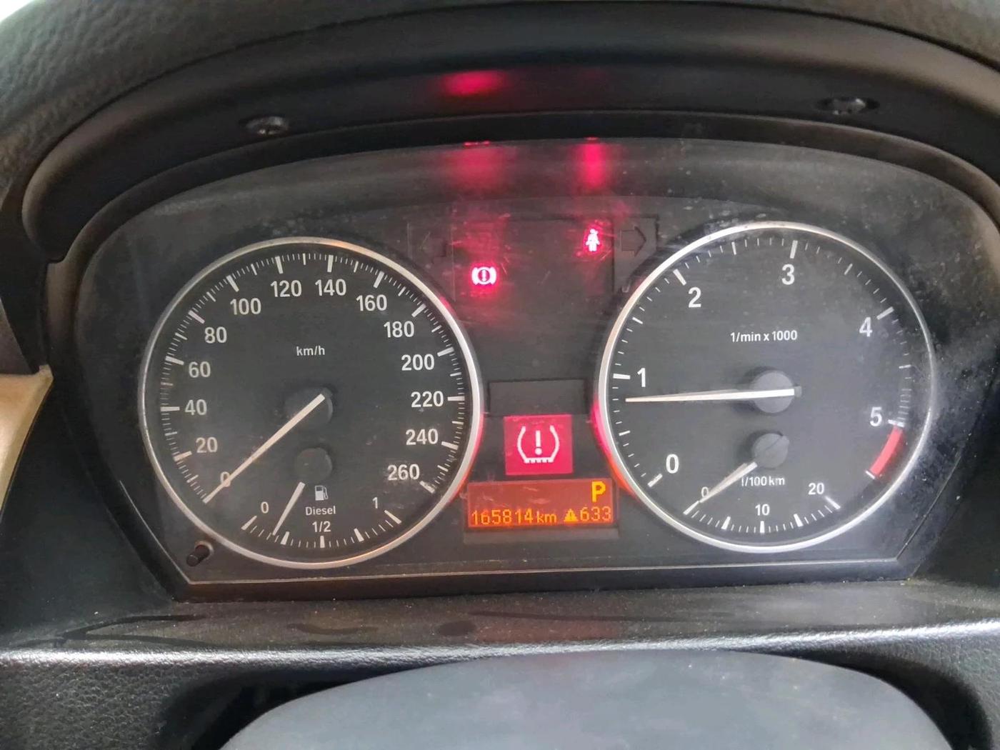 2011 BMW X1 sDrive20d, Diesel, Automatic, 1,65,814 km, interior