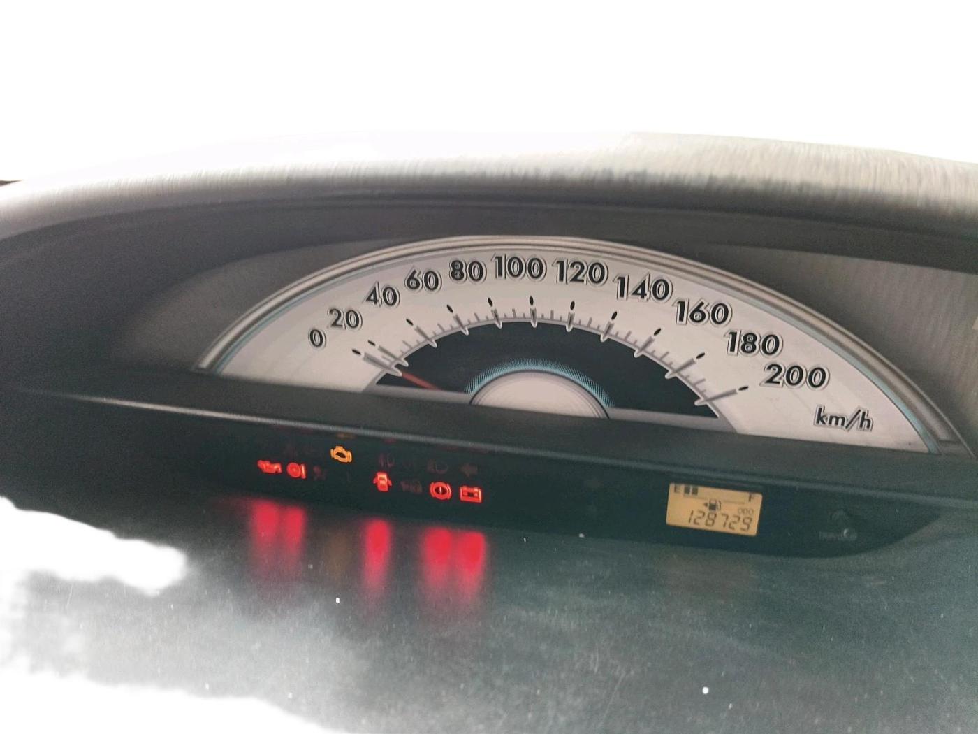 2012 Toyota Etios GD, Diesel, Manual, 1,28,729 km, interior