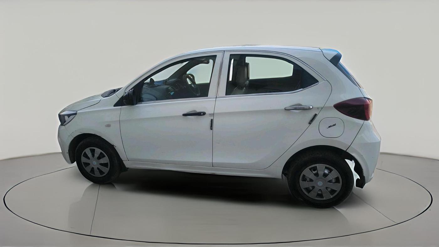 2024 Tata Tiago XE PETROL, Petrol, Manual, 33,573 km, exterior