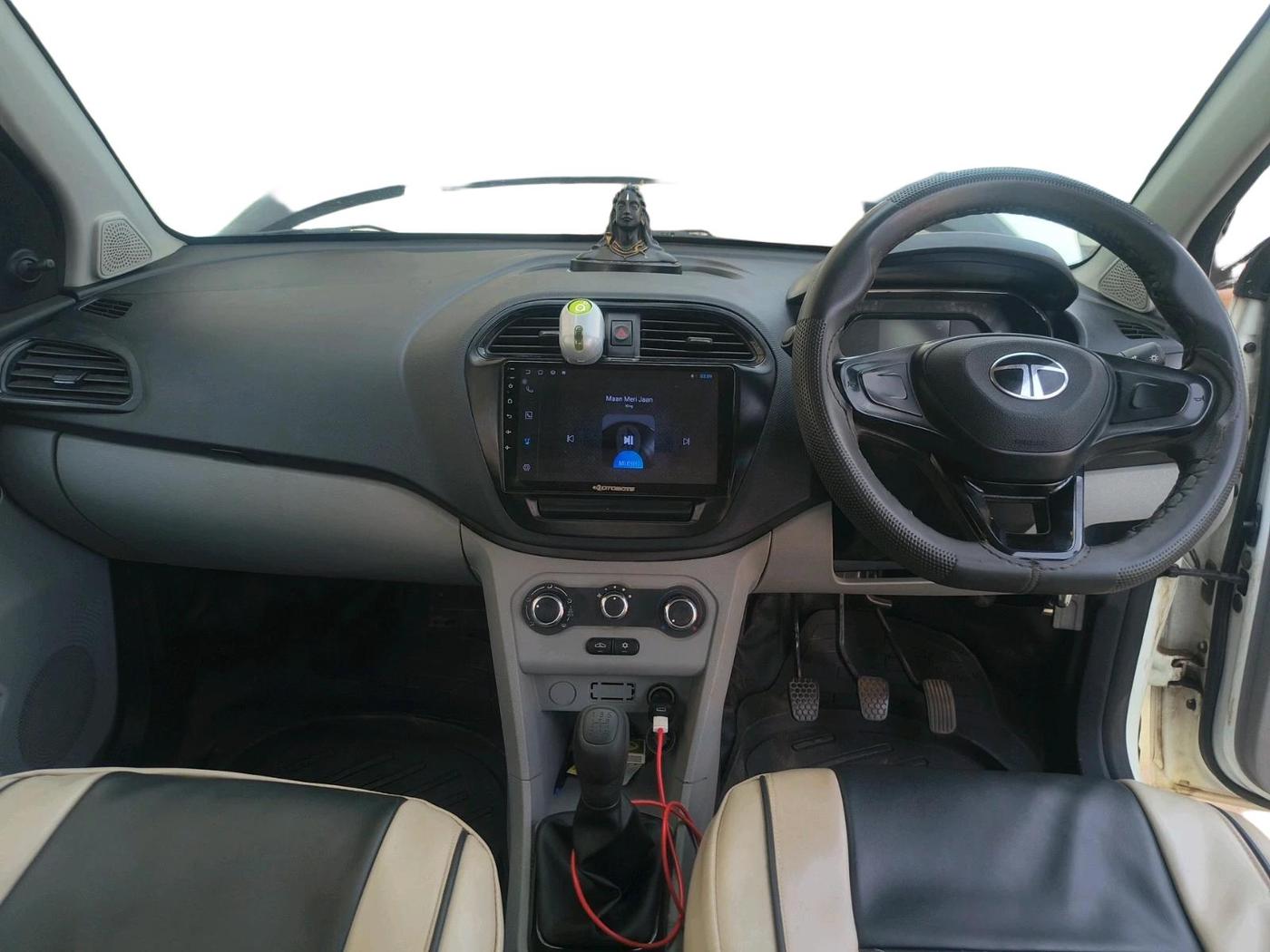 2024 Tata Tiago XE PETROL, Petrol, Manual, 33,573 km, interior
