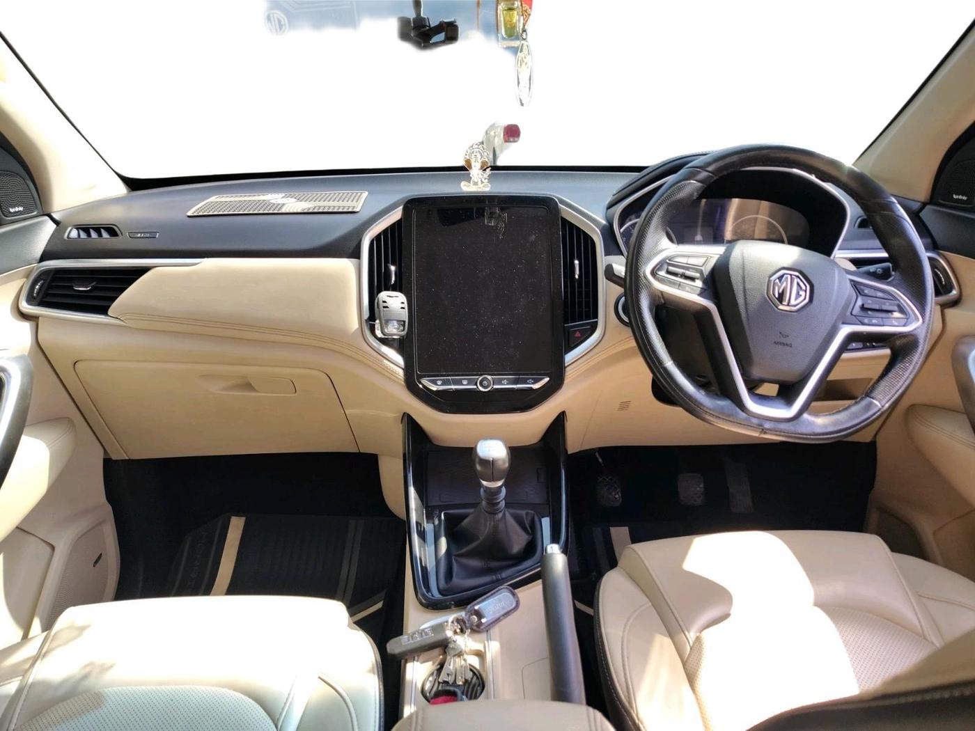 2022 MG HECTOR SMART HYBRID 1.5 PETROL, Petrol, Manual, 35,931 km, interior