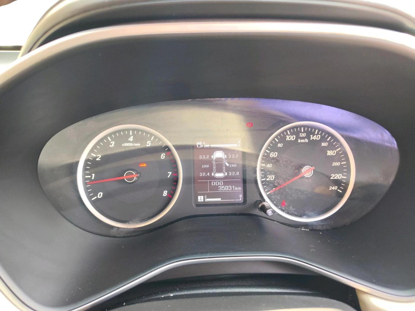 2022 MG HECTOR SMART HYBRID 1.5 PETROL, Petrol, Manual, 35,931 km, interior