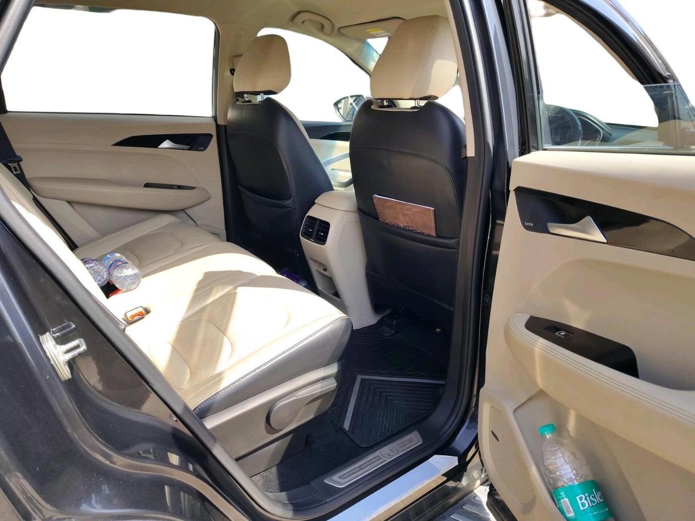 2022 MG HECTOR SMART HYBRID 1.5 PETROL, Petrol, Manual, 35,931 km, interior