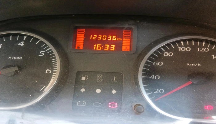 2013 Renault Duster 110 PS RXZ DIESEL, Diesel, Manual, 1,23,036 km, interior