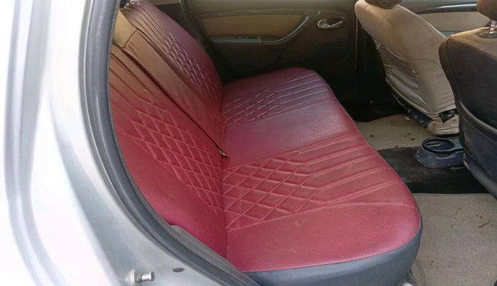 2013 Renault Duster 110 PS RXZ DIESEL, Diesel, Manual, 1,23,036 km, interior