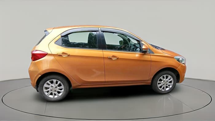 2017 Tata Tiago XZA PETROL, Petrol, Automatic, 45,758 km, exterior