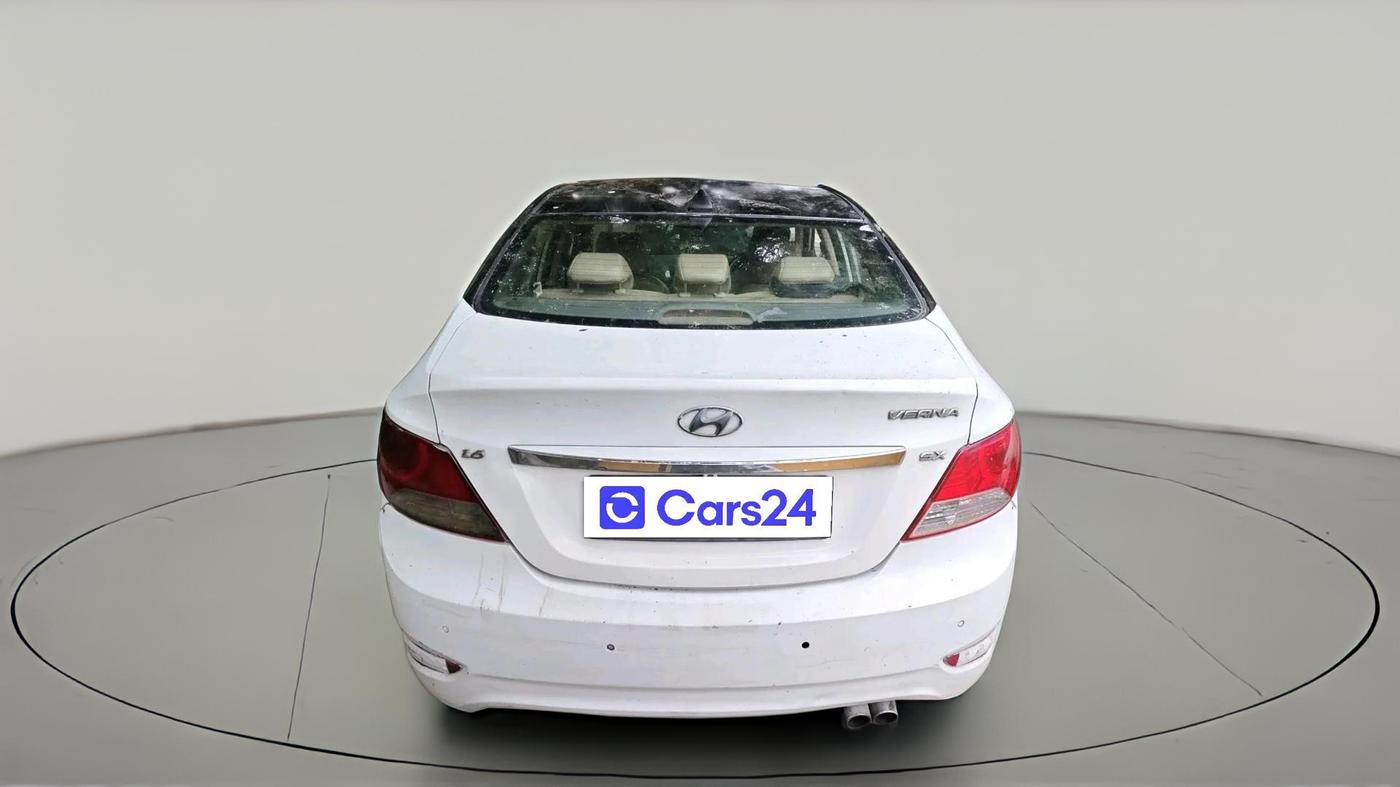 2011 Hyundai Verna FLUIDIC 1.6 CRDI SX AT, Diesel, Automatic, 69,840 km, exterior