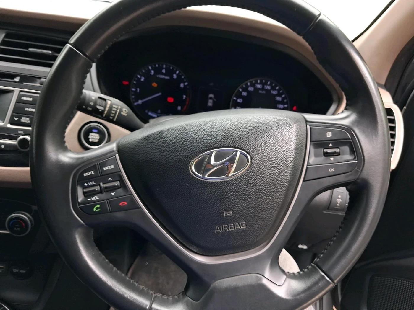 2015 Hyundai Elite i20 ASTA 1.2, Petrol, Manual, 35,696 km, interior