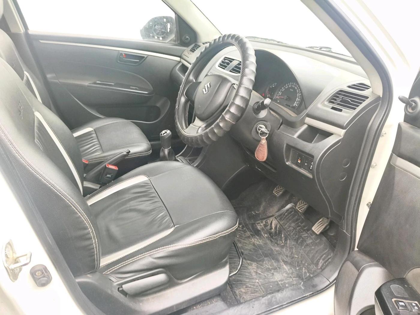 2016 Maruti Swift LXI (O), Petrol, Manual, 34,226 km, interior