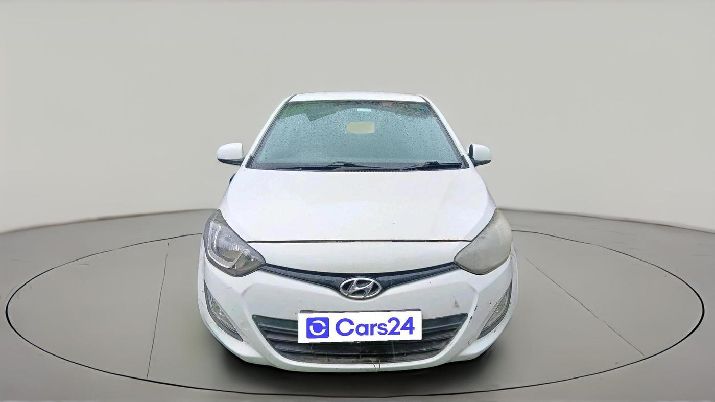 2012 Hyundai i20 MAGNA 1.2, CNG, Manual, 1,30,796 km, exterior