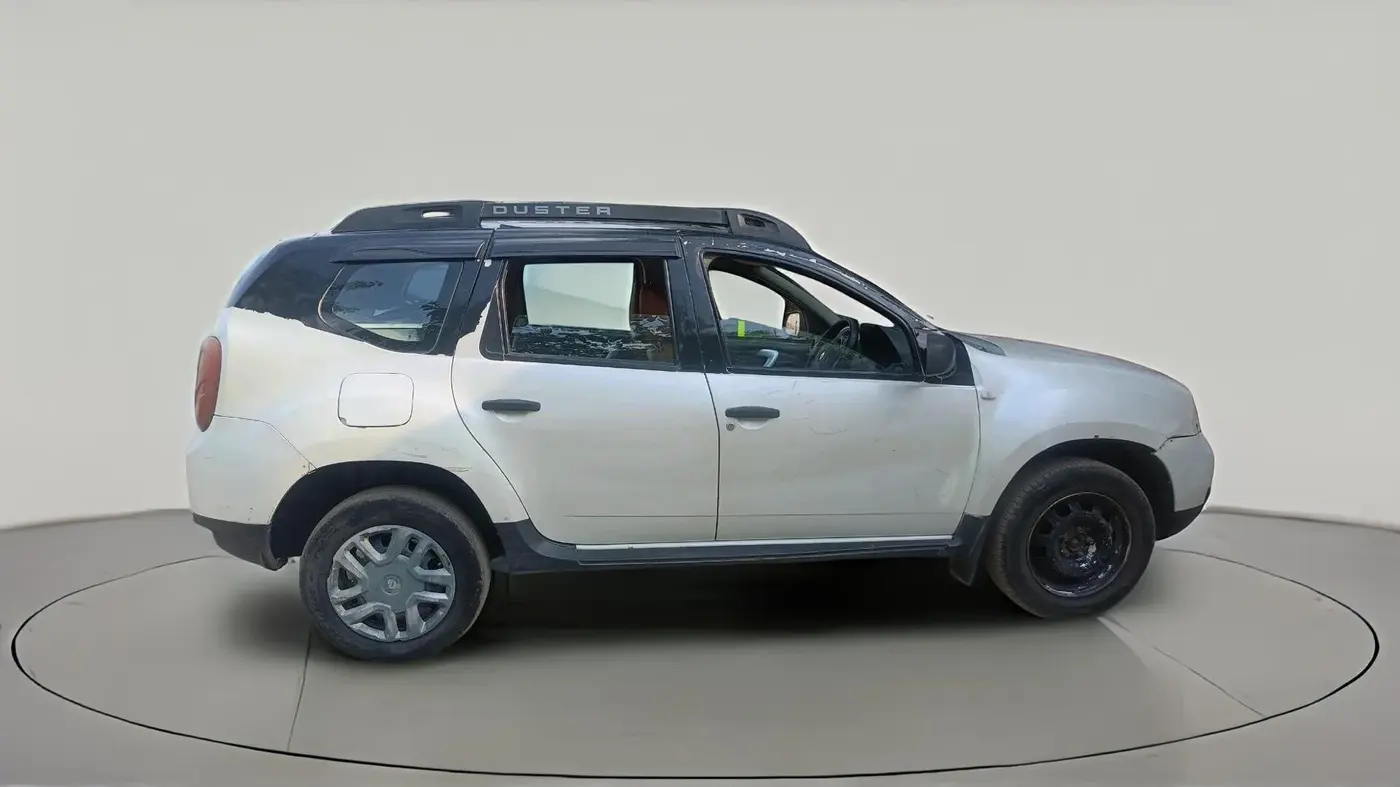 2017 Renault Duster 85 PS RXE DIESEL, Diesel, Manual, 1,30,218 km, exterior