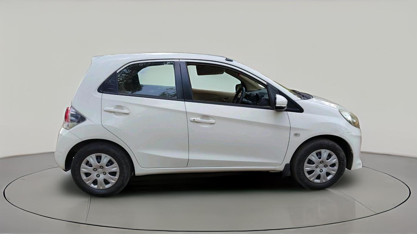 2016 Honda Brio S MT, Petrol, Manual, 40,429 km, exterior